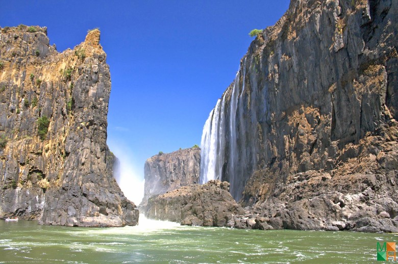 Tranh dán tường cho phòng ngủ đẹp tại Hà Nội LA - 193